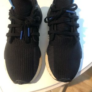 Men’s Adidas size 9